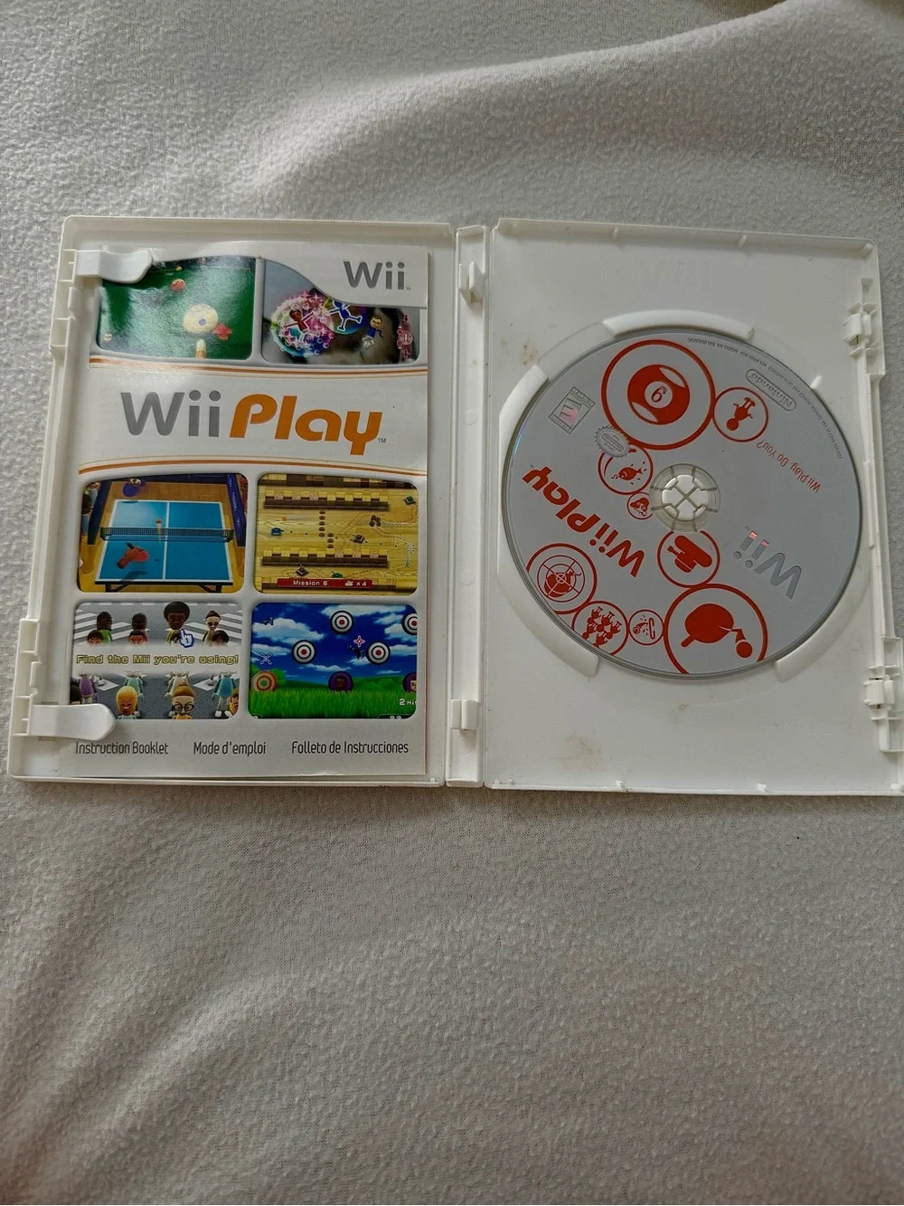 Nintendo WiiPlay Video Game Case - White & Orange Accents